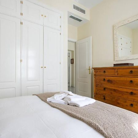 Apt. Sierpes-Cuna, Wifi, Hvac Севилья Экстерьер фото